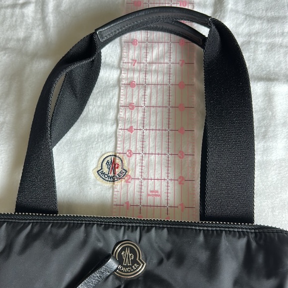 Moncler Diaper Bag Authentic with huge dust bag & changing pad - Picture 14 of 16